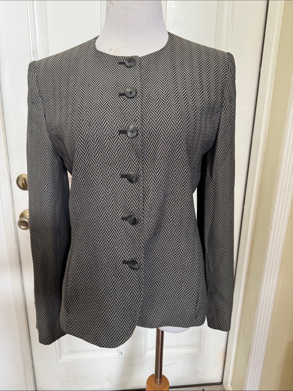 Women's Gray Herringbone Button Front Jacket Rena Rowan
